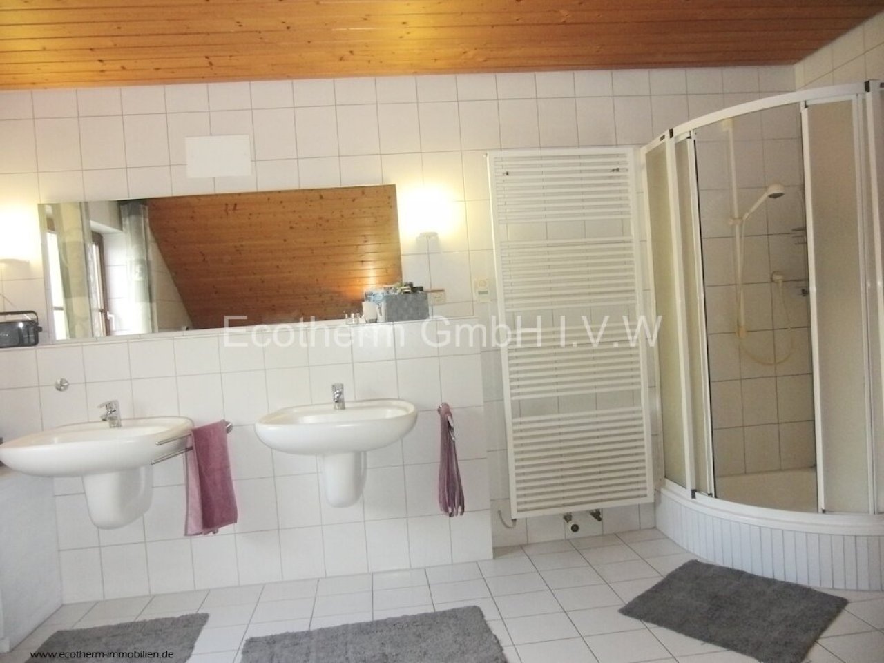 Imposantes Architektenhaus in Willstätt (1-77731) — Badezimmer