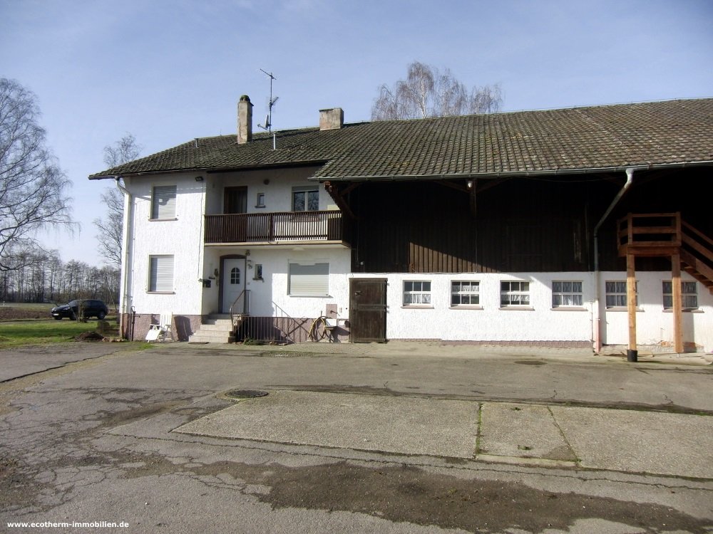 Hochinteressanter Aussiedlerhof (ASH, Rienecker) — Zweifamilienhaus