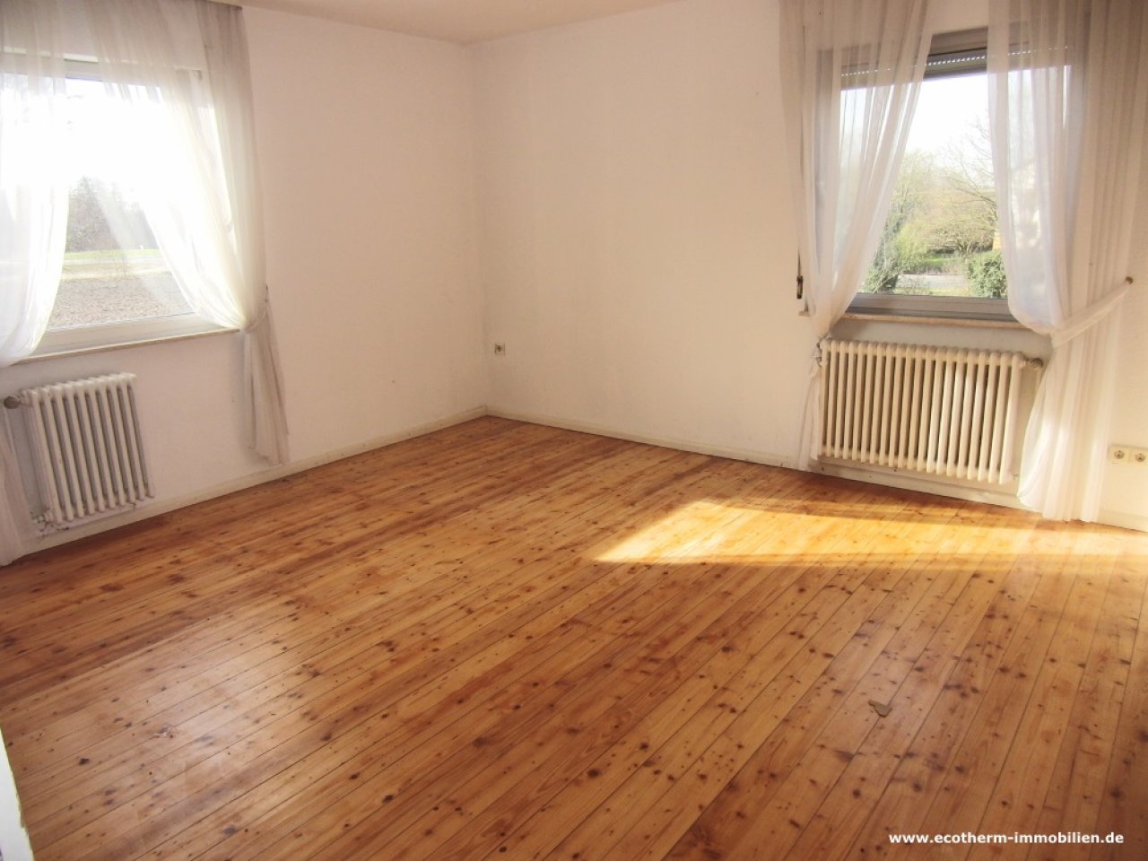 Hochinteressanter Aussiedlerhof (ASH, Rienecker) — Schlafzimmer