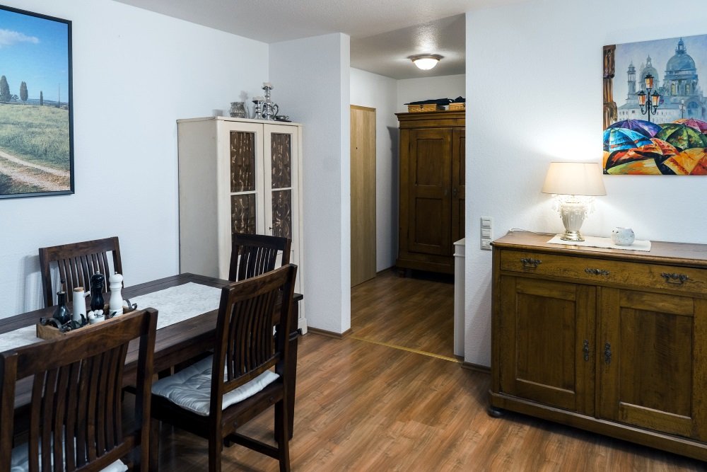 Moderne und neuwertige 2 1/2-Zimmer-Wohnung am Zentrum von Achern