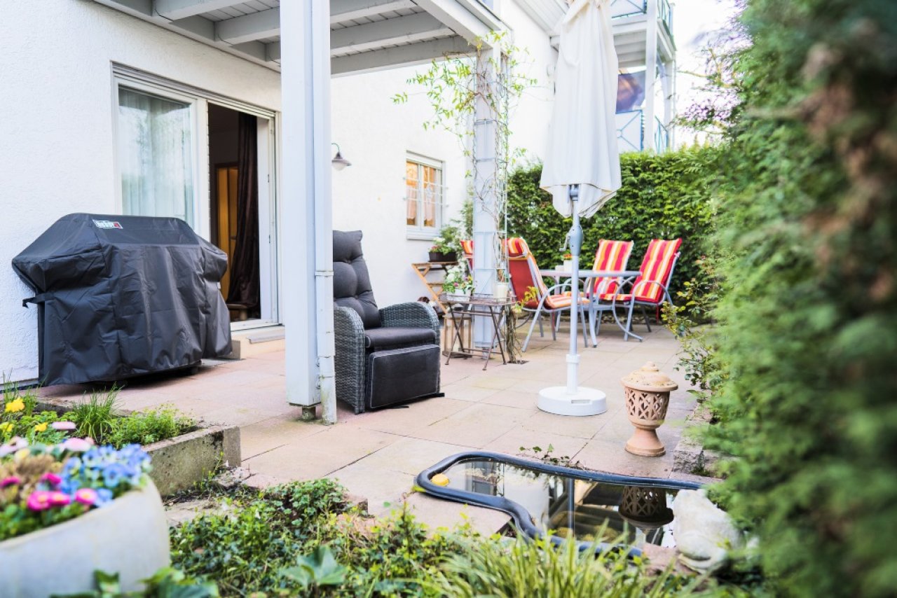 Moderne und neuwertige 2 1/2-Zimmer-Wohnung am Zentrum von Achern (ETW, Fromann-Ganter) — Terrasse
