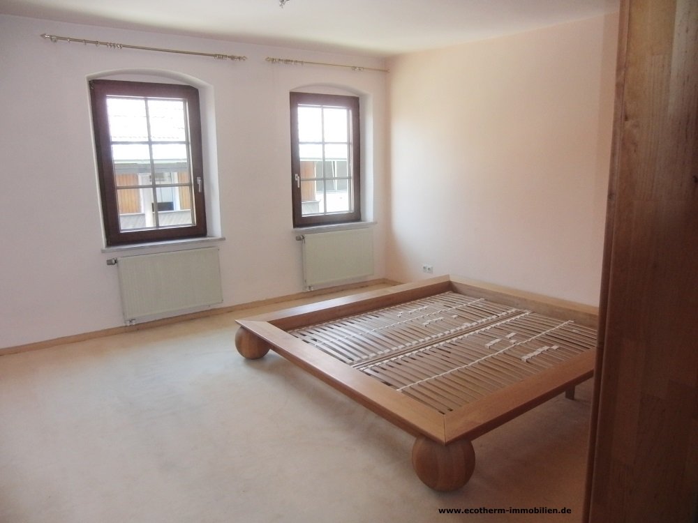 Romantisches Ein-/Zweifamilienhaus in Rheinmünster (EFH, Stolz) — Schlafzimmer, OG