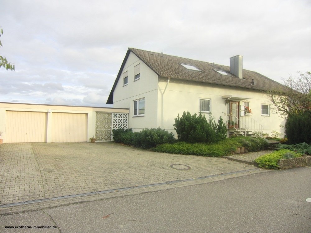 Attraktives Zweifamilienhaus in Achern-Großweier