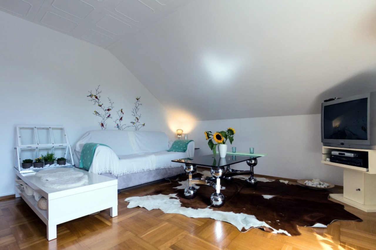 Attraktives Zweifamilienhaus in Achern-Großweier (ZFH, Simic) — Wohnzimmer, OG