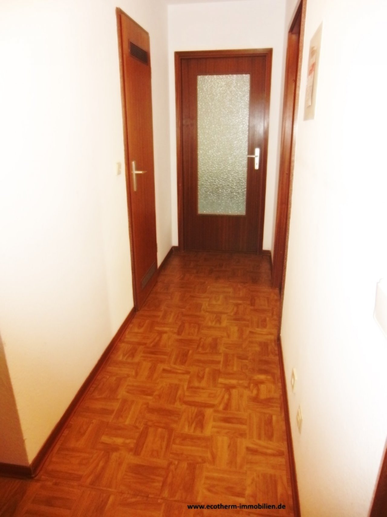 Großzügige 2 1/2-Zimmer-Wohnung in Bühl (ETW, Schray-Moser) — Flur