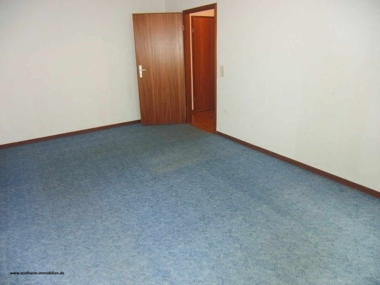 Großzügige 2 1/2-Zimmer-Wohnung in Bühl (ETW, Schray-Moser) — Wohn-/Esszimmer