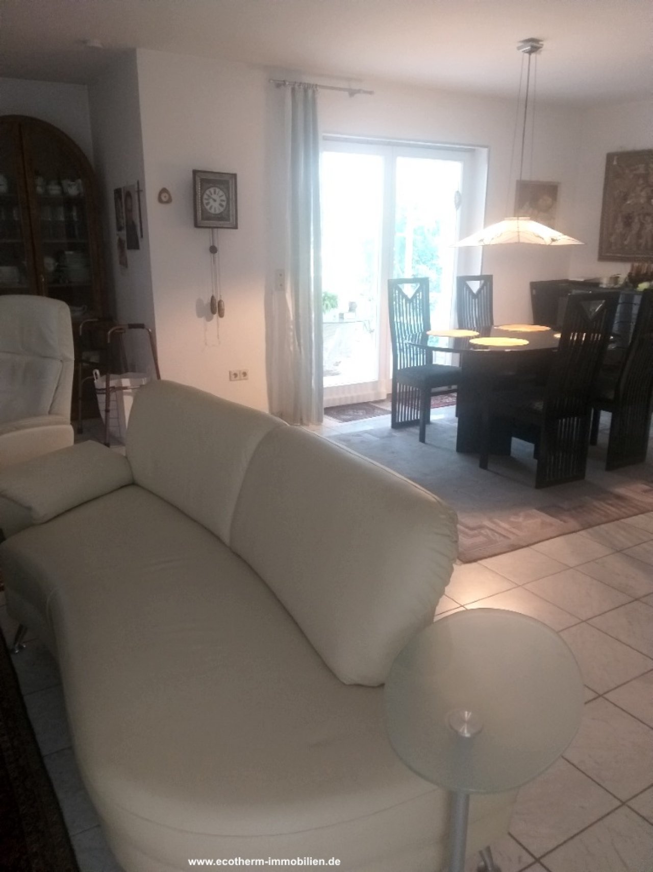 Großzügiges Einfamilienhaus im Neubaugebiet (EFH, Jakubczyk) — Wohnzimmer