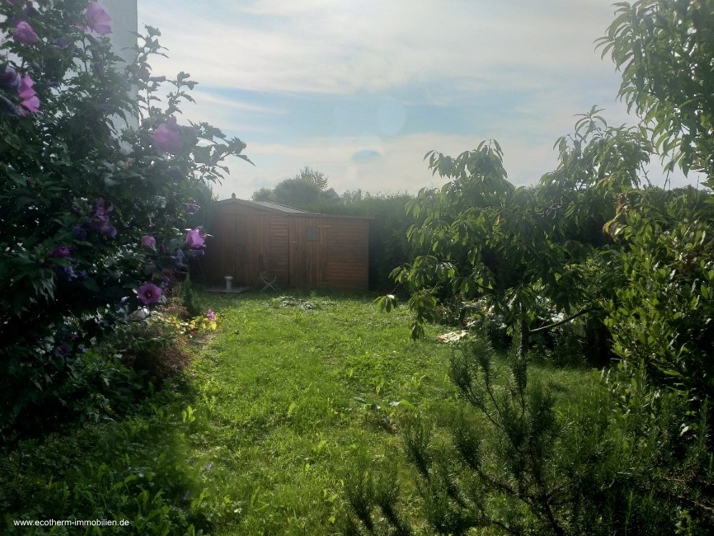 Großzügiges Einfamilienhaus im Neubaugebiet (EFH, Jakubczyk) — Garten