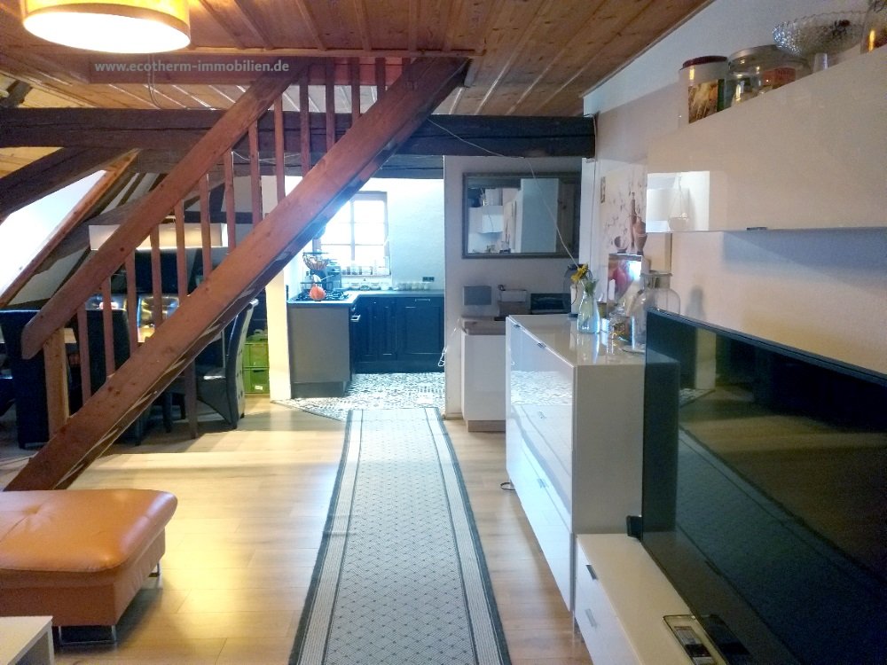 4-Zimmer-Wohnung in historischem Gebäude