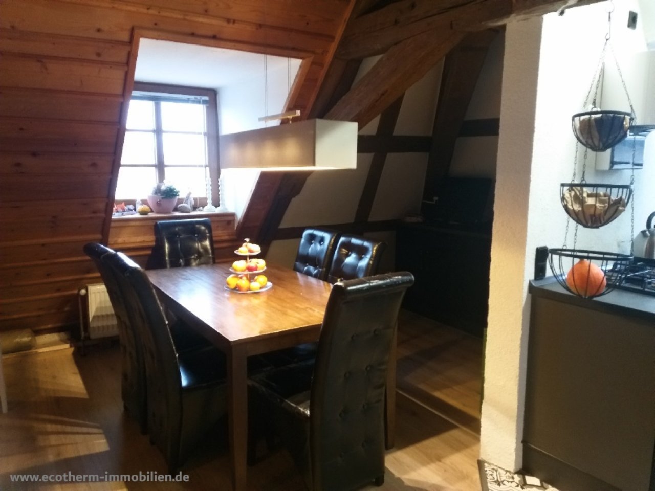 4-Zimmer-Wohnung in historischem Gebäude (ETW, Lorenz) — Essen