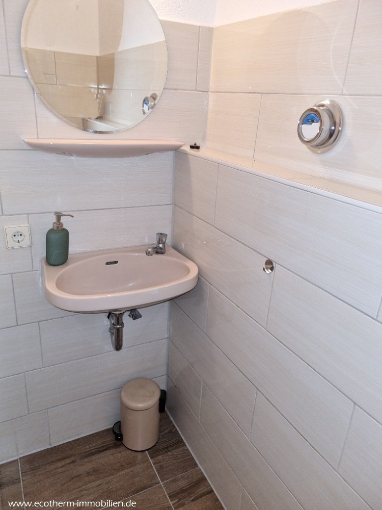 Elegante 2-Zimmer-Wohnung in ruhiger Wohnlage, Willstätt, OT (ETW, Herr)