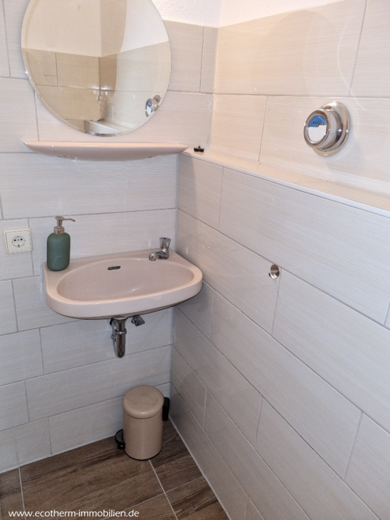 Elegante 2-Zimmer-Wohnung in ruhiger Wohnlage, Willstätt, OT (ETW, Herr)