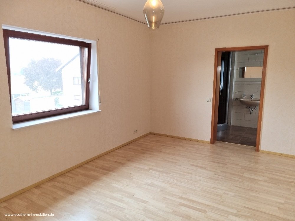 Elegante 2-Zimmer-Wohnung in ruhiger Wohnlage, Willstätt, OT (ETW, Herr)