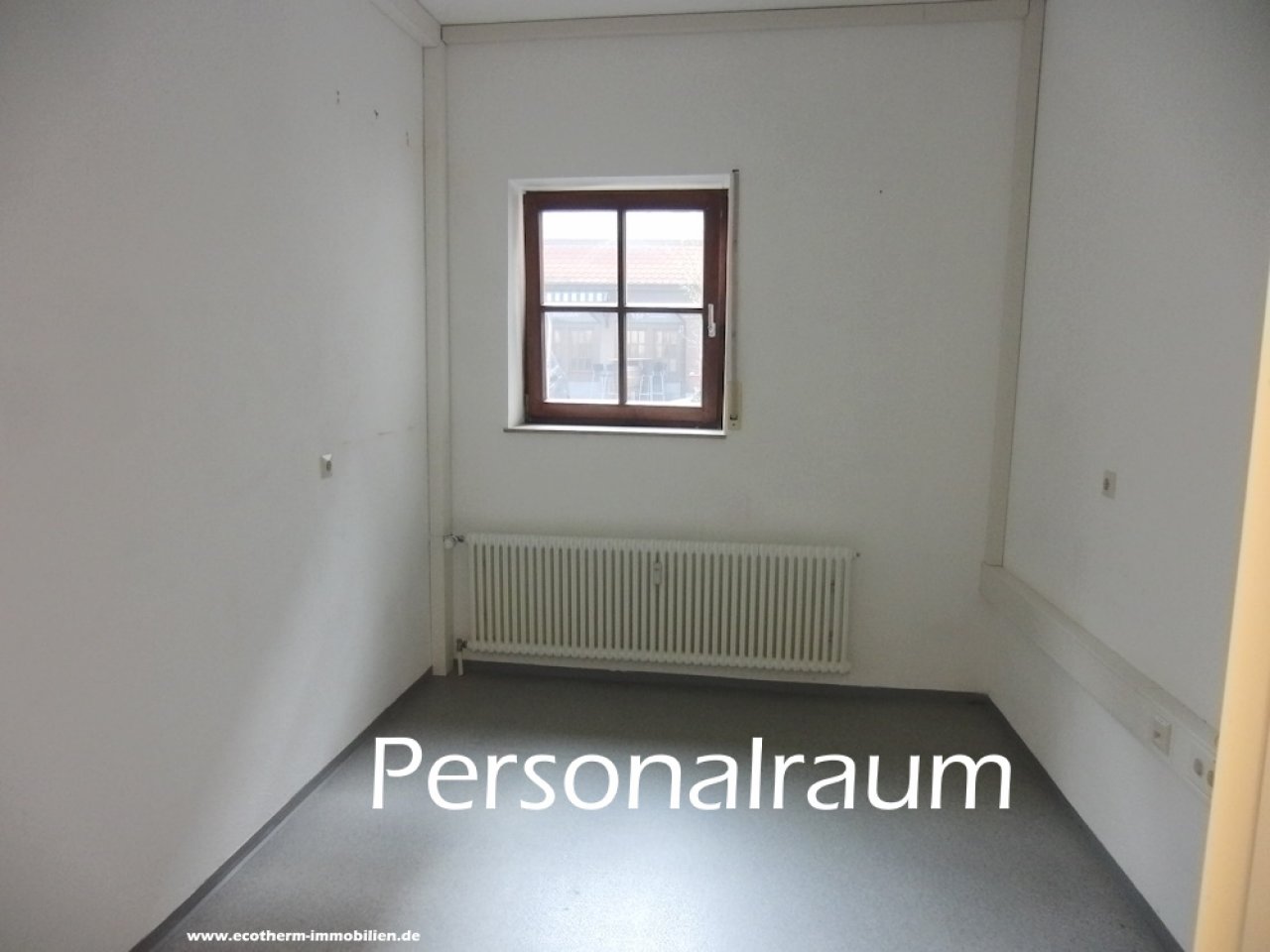 Große Gewerbefläche im Zentrum von Kappelrodeck (Ladenlokal, Lamm)