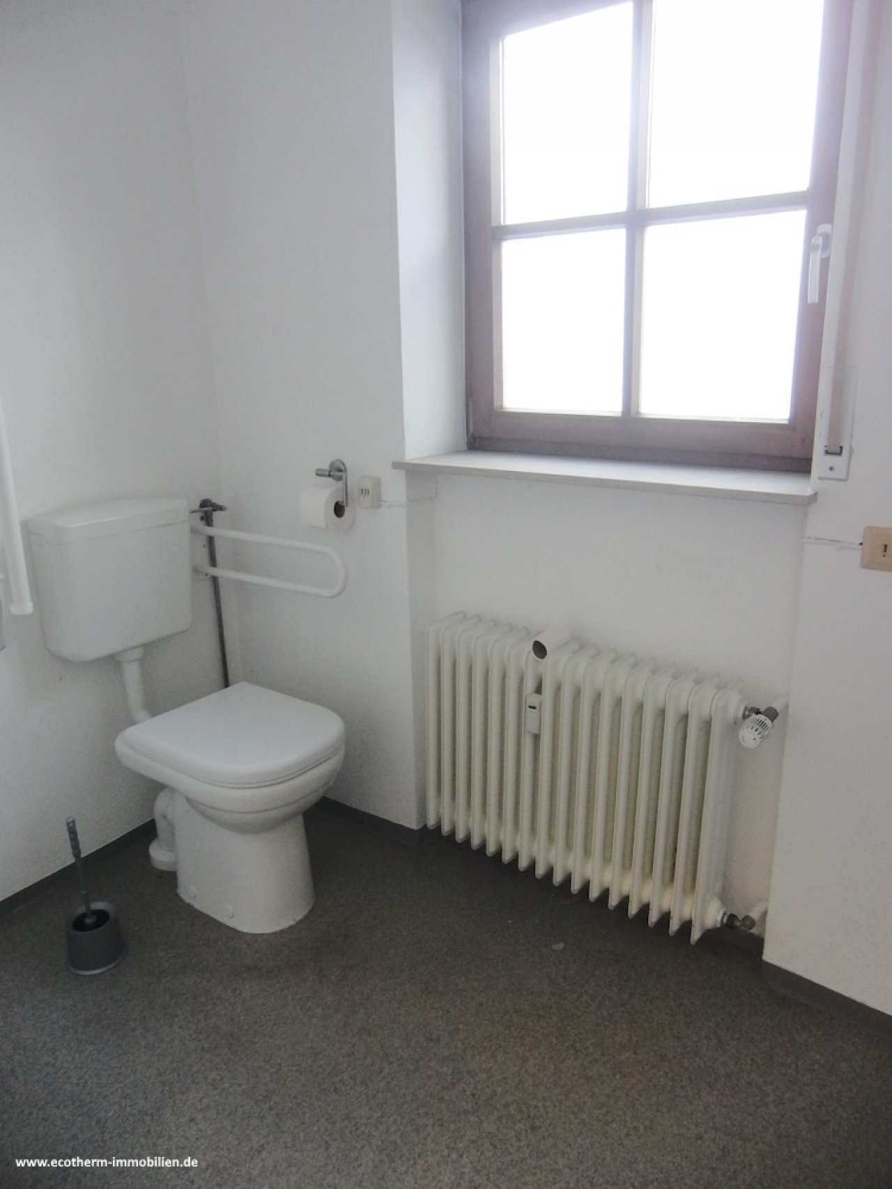 Große Gewerbefläche im Zentrum von Kappelrodeck (Ladenlokal, Lamm)