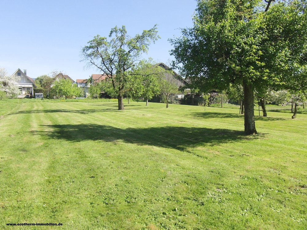 Zweifamilienhaus mit großem Grundstück in Achern, OT (ZFH 20.05.2026)