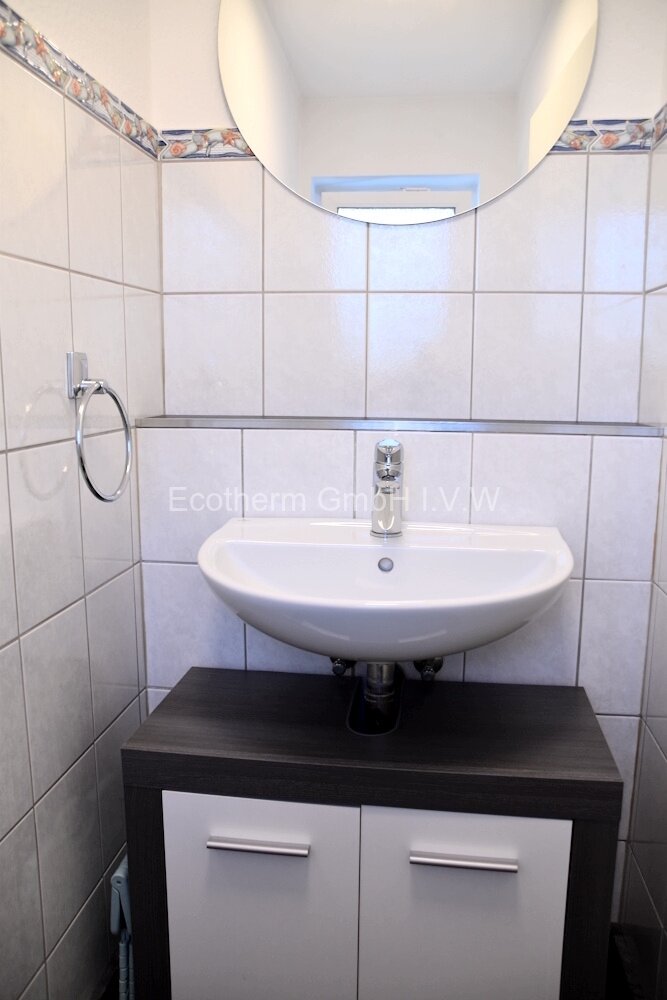 Reihenhaus in Achern für eine große Familie (RMH 26-01) — Tageslicht-Gäste-WC